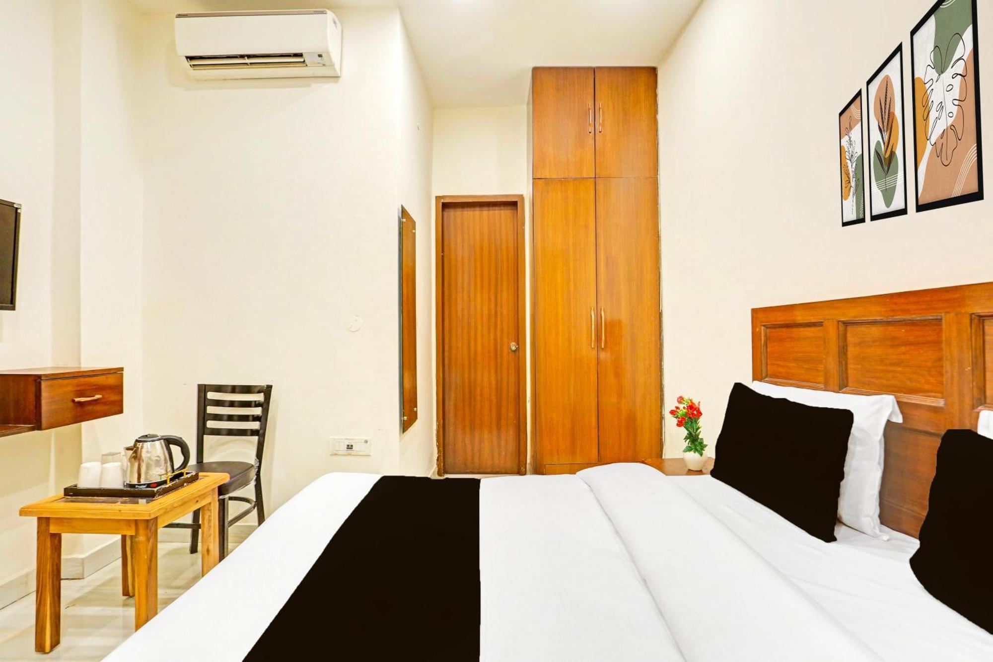 Super Hotel O Sector 45 Formerly Manyavar Chandīgarh Extérieur photo